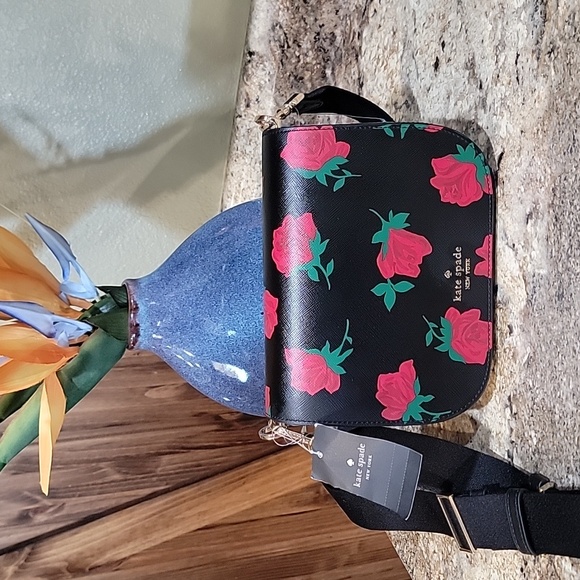 kate spade Handbags - Kate Spade NWT Madison Rose Toss Printed Saddle Bag Crossbody